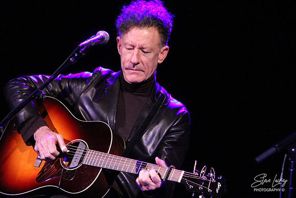 Lyle Lovett, Klein Memorial Auditorium, Bridgeport, CT